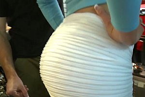 中国少妇按摩黄色电影